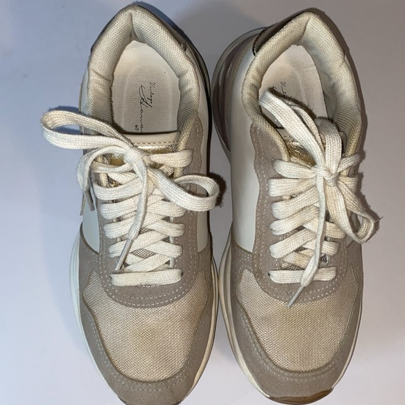 Vintage Havana Cream and Gold Star Sneakers SZ 8 - Picture 8 of 12